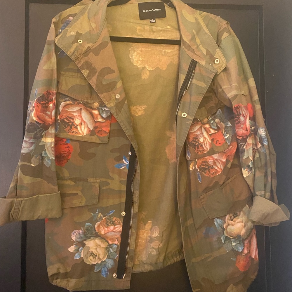 Camo with floral detail utility jacket - small